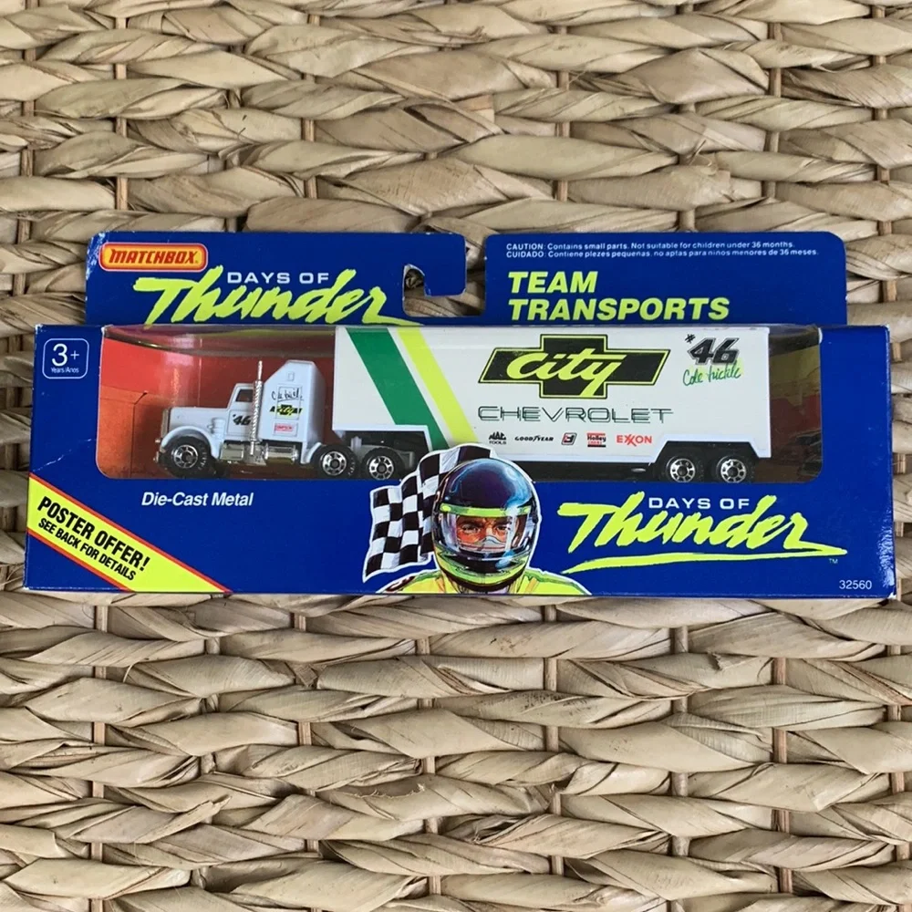 Matchbox Days Of Thunder City Chevrolet Team Transport Race Car Truck Metal New